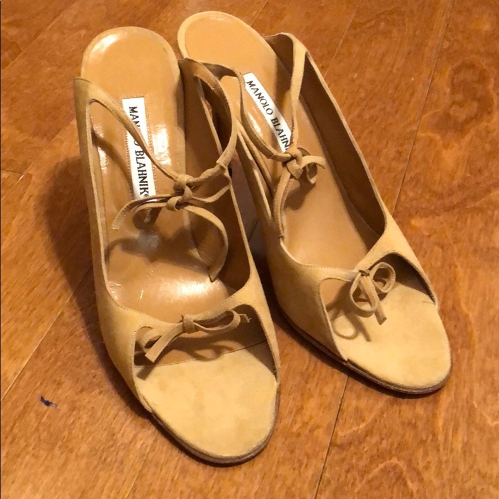 Manolo Blahnik nude suede mules 39 1/2